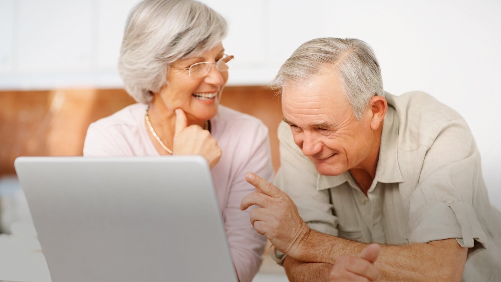 Nace 'Yayagram', el dispositivo viral que ayuda a los mayores a comunicarse con sus nietos Nace 'Yayagram', el dispositivo viral que ayuda a los mayores a comunicarse con sus nietos