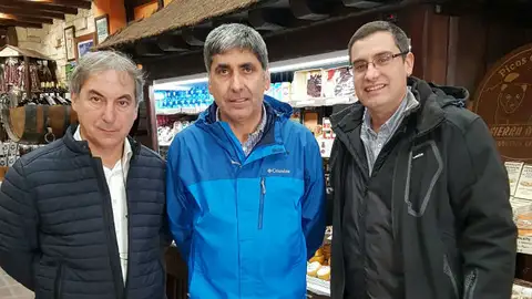 Javier Gómez, Ángel Moreno y Javier Barbero Programa especial desde 'Sierra del Oso'