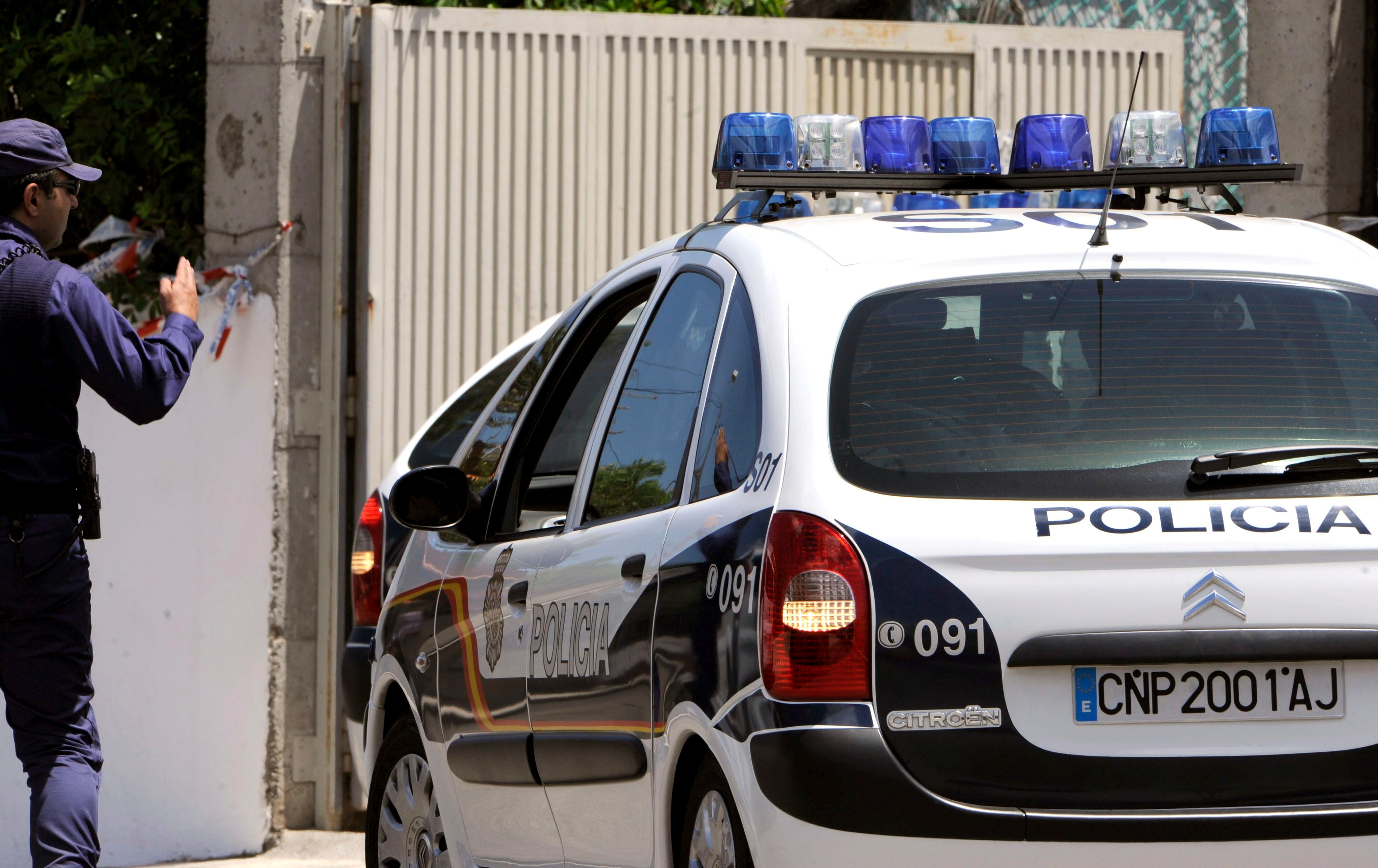 Detenido por agredir e insultar a un grupo de chicas por su orientación sexual Detenido por agredir e insultar a un grupo de chicas por su orientación sexual