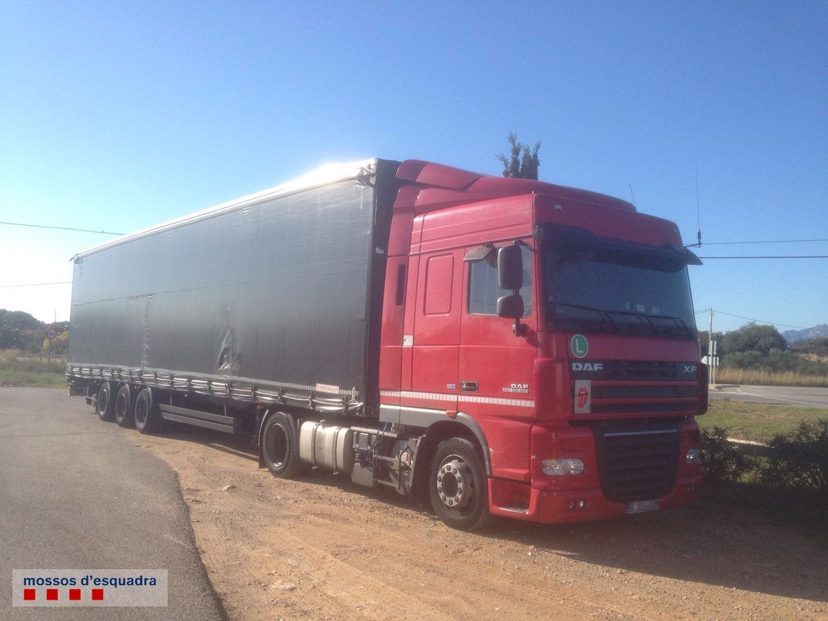 Condenado a ocho meses de prisión un camionero que multiplicaba por once la tasa de alcohol Condenado a ocho meses de prisión un camionero que multiplicaba por once la tasa de alcohol