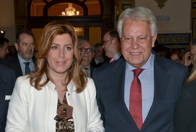 Felipe González evita apoyar directamente a Susana Díaz, pero destaca su "fuerza y coraje" Felipe González evita apoyar directamente a Susana Díaz, pero destaca su "fuerza y coraje"