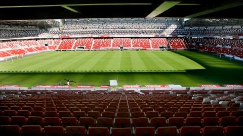 Estadio gijon&eacute;s de f&uacute;tbol, El Molin&oacute;n