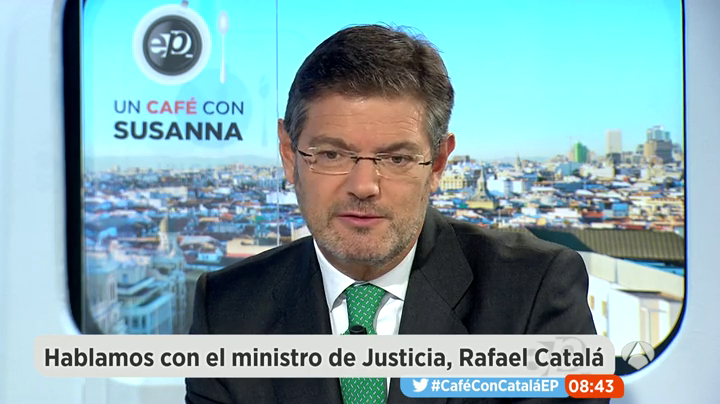 Rafael Catalá: "Si lo que va a hacer el PSOE es ir al rebufo de Podemos, va a tener un problema" Rafael Catalá: "Si lo que va a hacer el PSOE es ir al rebufo de Podemos, va a tener un problema"