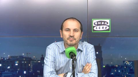 Frame 105.36842 de: Carlos Bustillo: "El Real Madrid est&aacute; en mejor situaci&oacute;n y el Atl&eacute;tico tiene m&aacute;s necesidad"