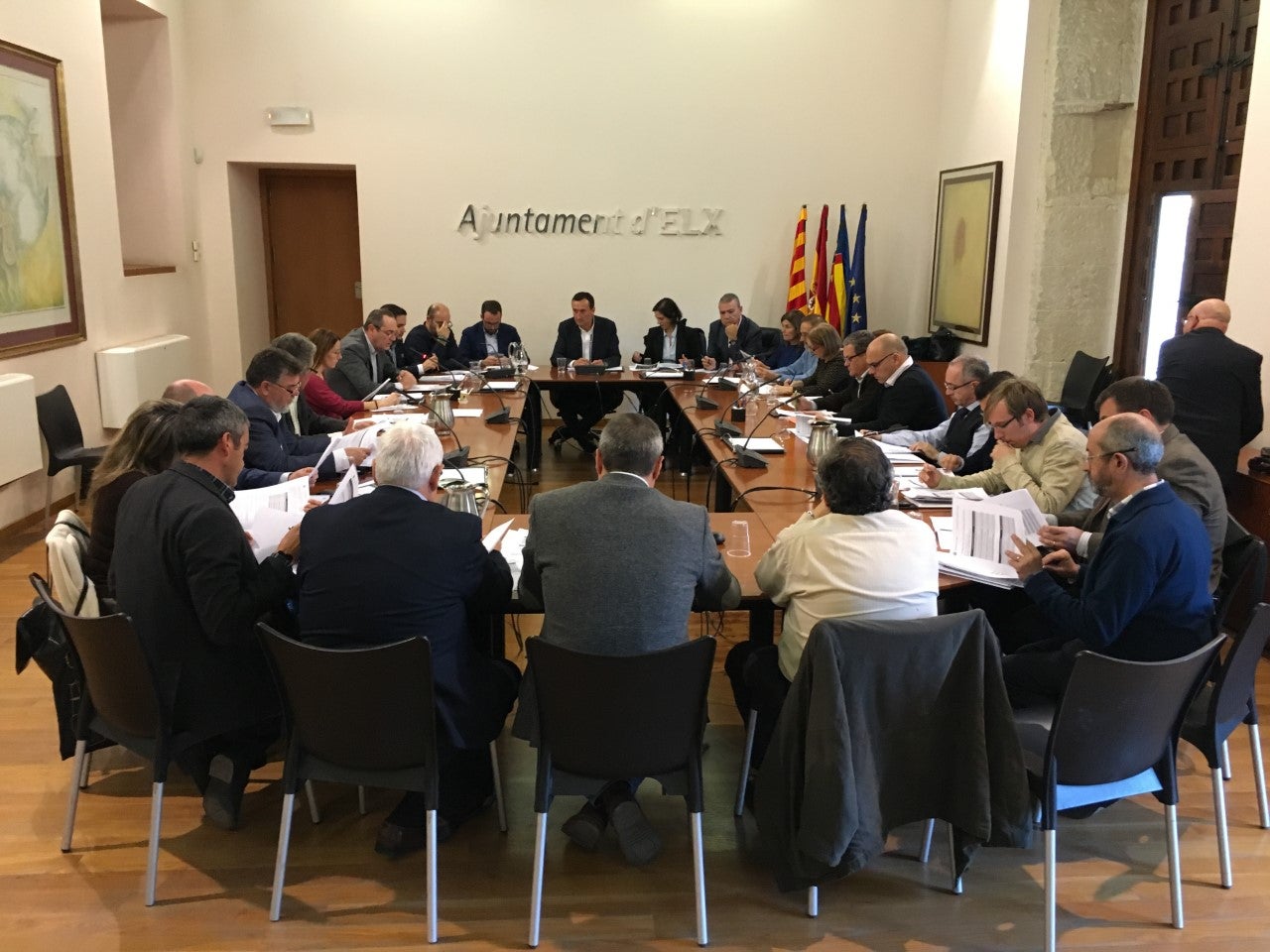 Los presupuestos de Elche para 2017 cifran en 600.000 euros la peatonalización de la calle Corredora Los presupuestos de Elche para 2017 cifran en 600.000 euros la peatonalización de la calle Corredora