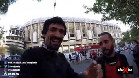 ¿Quieres ver cómo se enfrentan las aficiones del Madrid y del Atleti en el asfalto? ¿Quieres ver cómo se enfrentan las aficiones del Madrid y del Atleti en el asfalto?