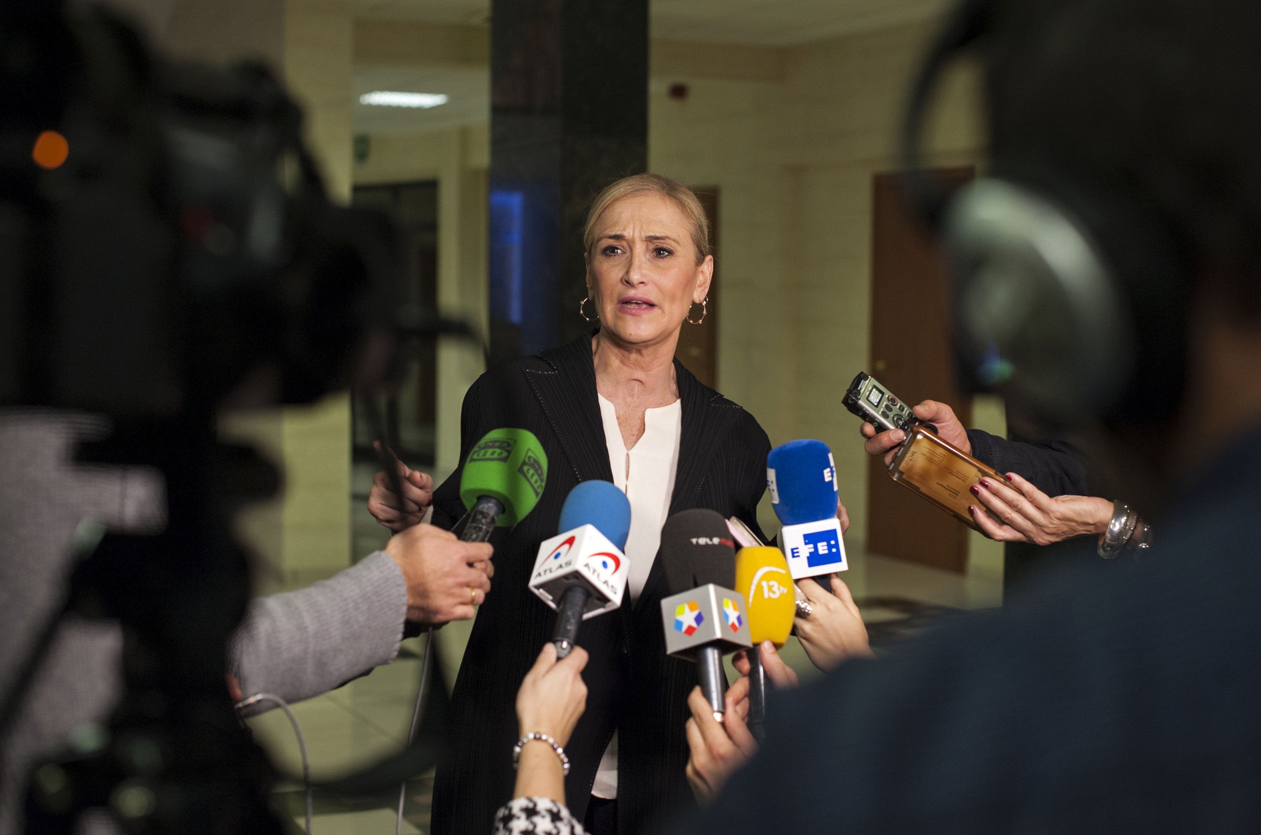 Cifuentes pide disculpas y declara que se ha tergiversado su frase sobre Andalucía Cifuentes pide disculpas y declara que se ha tergiversado su frase sobre Andalucía