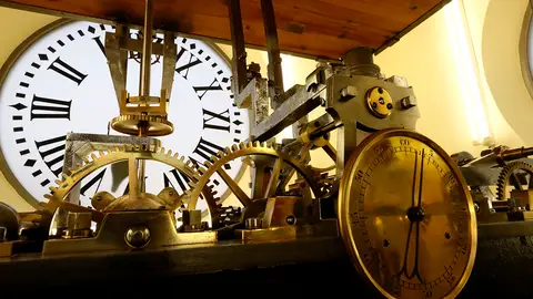 El reloj de la Puerta del Sol El reloj de la Puerta del Sol