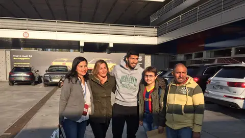 Luis Suárez junto a Imad Luis Suárez junto a Imad