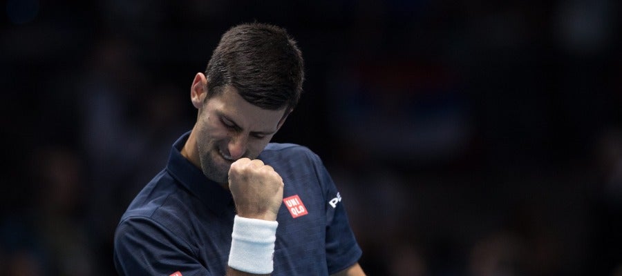 Djokovic vence a Nishikori en la Copa Masters Djokovic vence a Nishikori en la Copa Masters