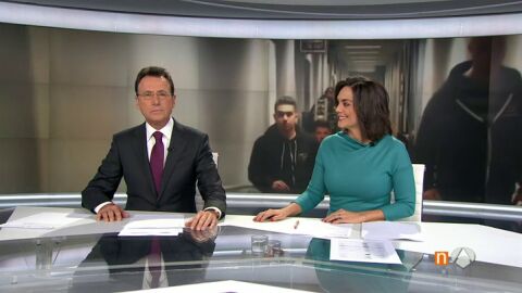 Frame 26.6752 de: Mat&iacute;as Prats y M&oacute;nica Carrillo hacen un 'mannequin challenge' en directo