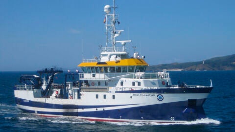  Buque oceanogr&aacute;fico '&Aacute;ngeles Alvari&ntilde;o'