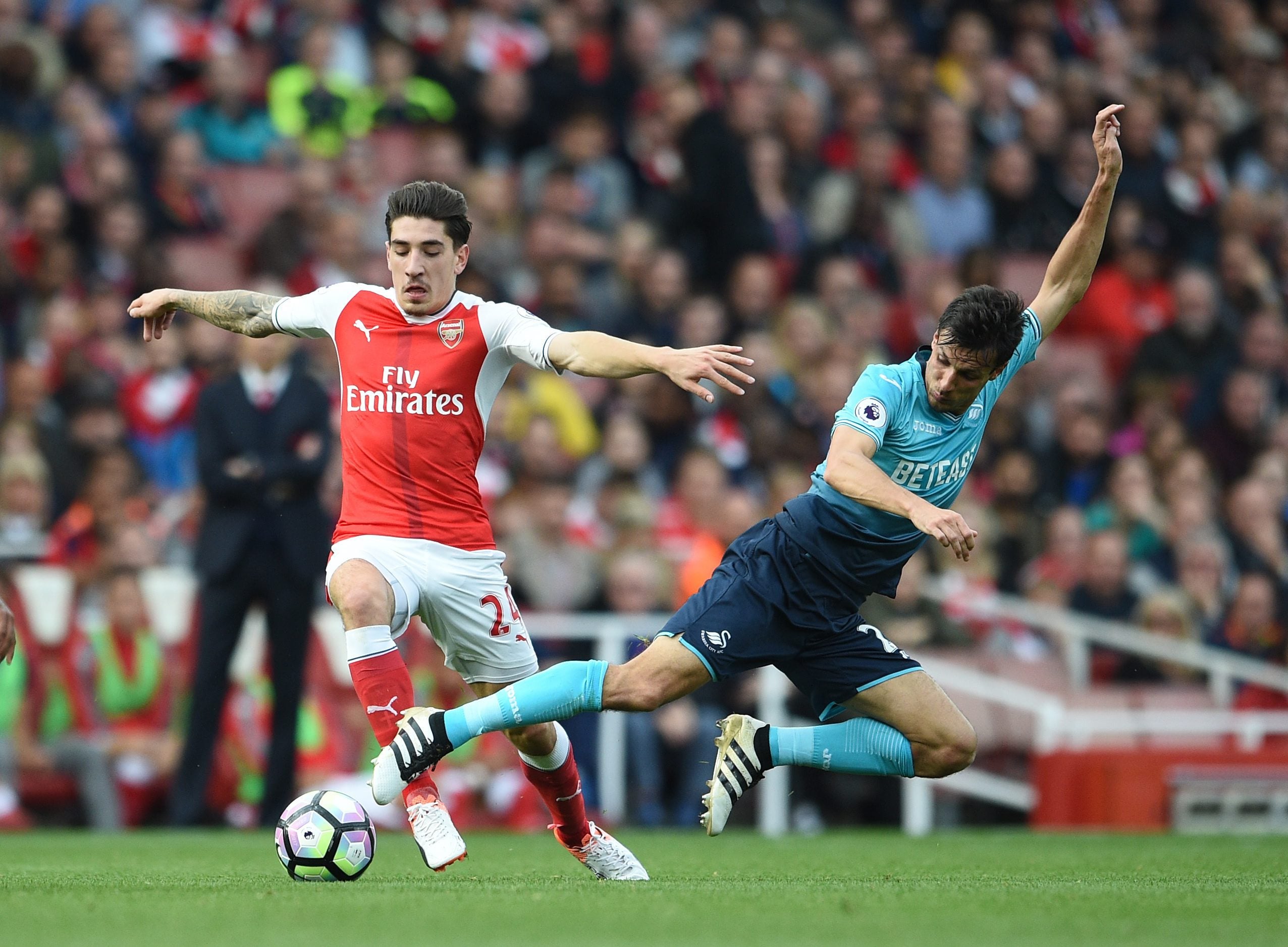 El fichaje de Bellerín por el Barcelona es misión imposible El fichaje de Bellerín por el Barcelona es misión imposible