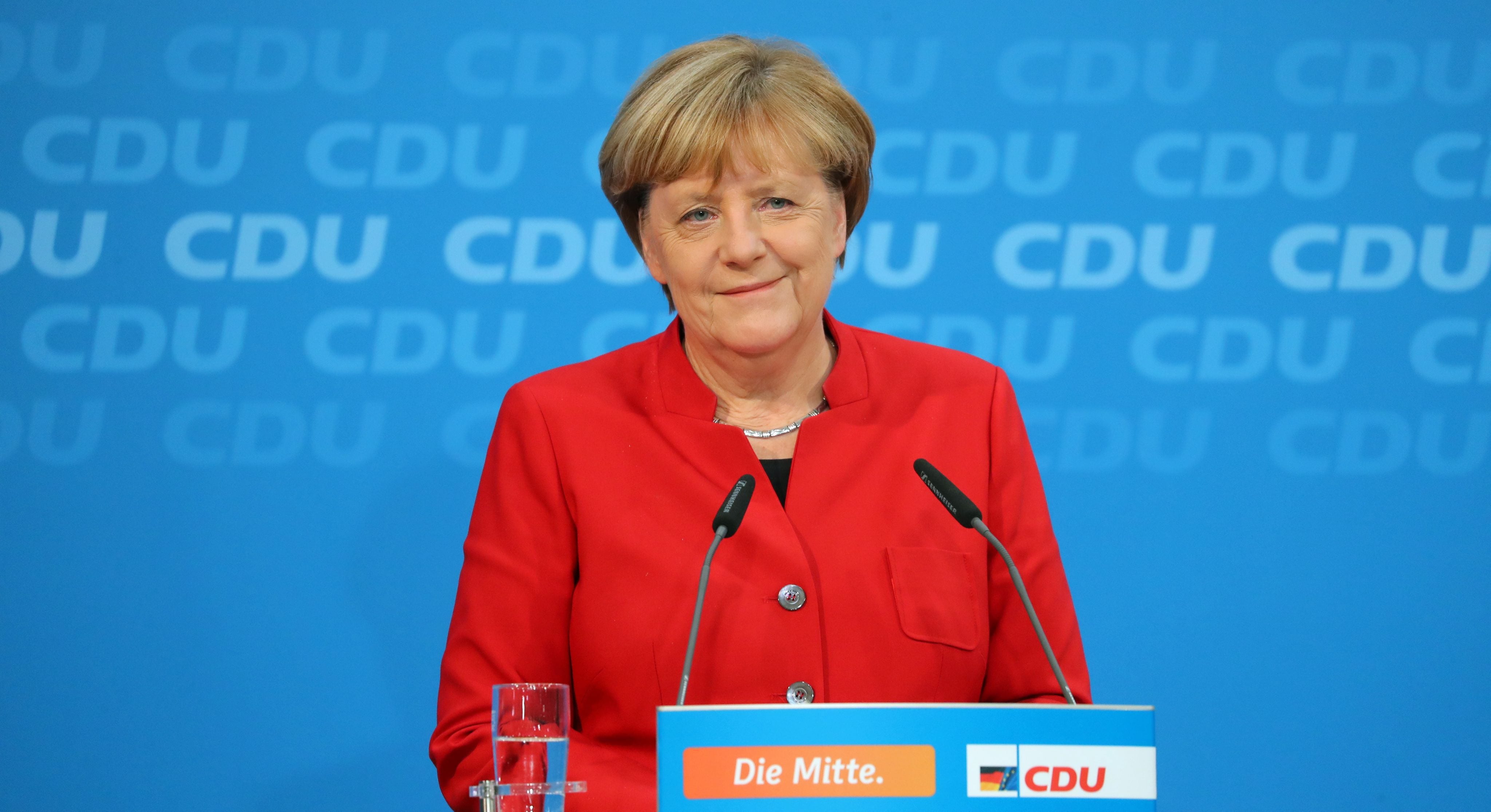 Merkel, reelegida líder de los conservadores alemanes con un 89,5 % Merkel, reelegida líder de los conservadores alemanes con un 89,5 %