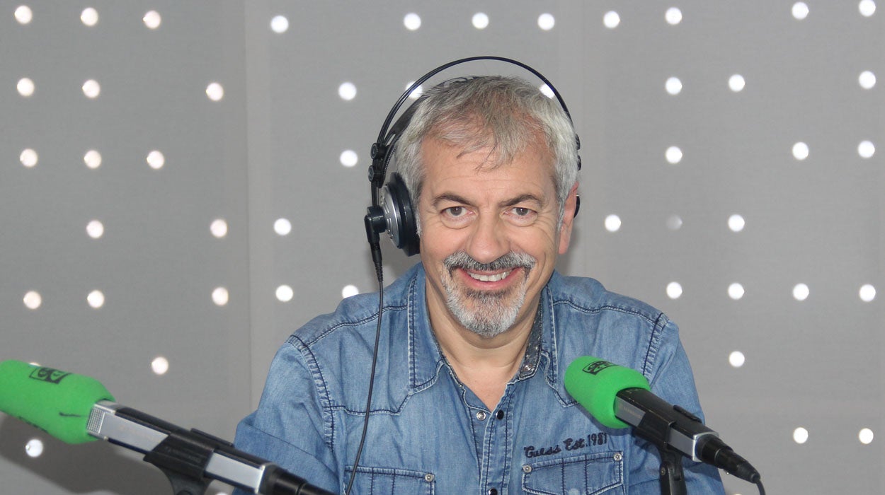 Carlos Sobera: "'Cinco y acción' es una historia de amores y de sueños frustrados" Carlos Sobera: "'Cinco y acción' es una historia de amores y de sueños frustrados"