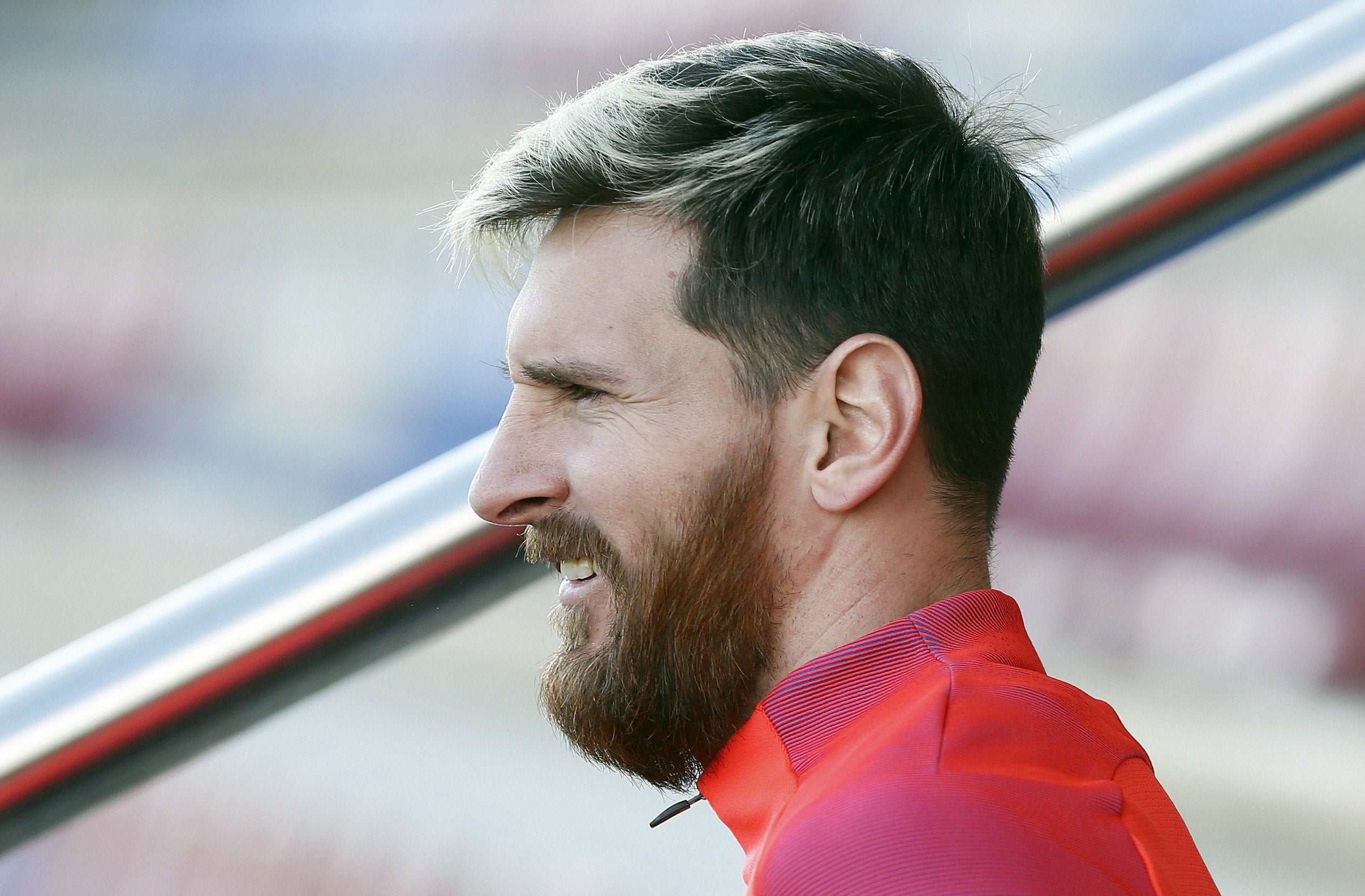 Messi se entrena con normalidad y estará disponible para el partido ante el Celtic de Glasgow Messi se entrena con normalidad y estará disponible para el partido ante el Celtic de Glasgow