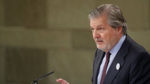 M&eacute;ndez de Vigo ante los medios