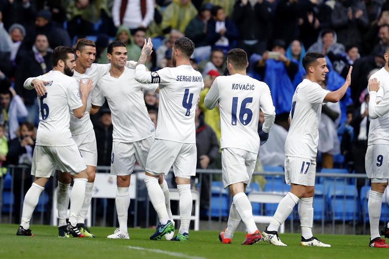 Real Madrid 2 - 1 Sporting. El Real Madrid, más líder tras ganar al Sporting Real Madrid 2 - 1 Sporting. El Real Madrid, más líder tras ganar al Sporting