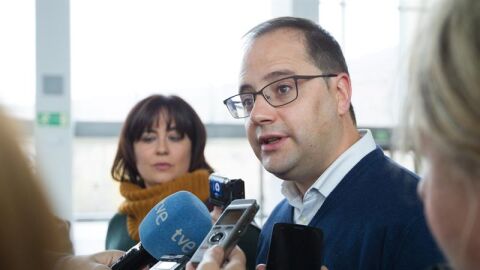 El exsecretario de Organizaci&oacute;n del PSOE, C&eacute;sar Luena
