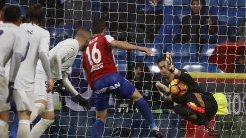 Diego Mari&ntilde;o, portero del Sporting