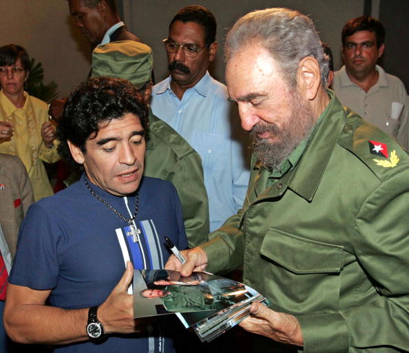 Maradona: "Fidel Castro era el más grande, fue como mi segundo padre" Maradona: "Fidel Castro era el más grande, fue como mi segundo padre"