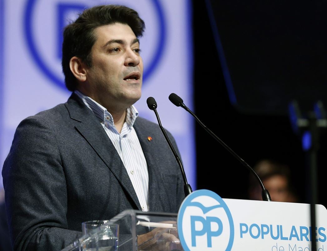 Mesa de redacción: La oposición rechaza en bloque los comentarios machistas del alcalde de Alcorcón Mesa de redacción: La oposición rechaza en bloque los comentarios machistas del alcalde de Alcorcón
