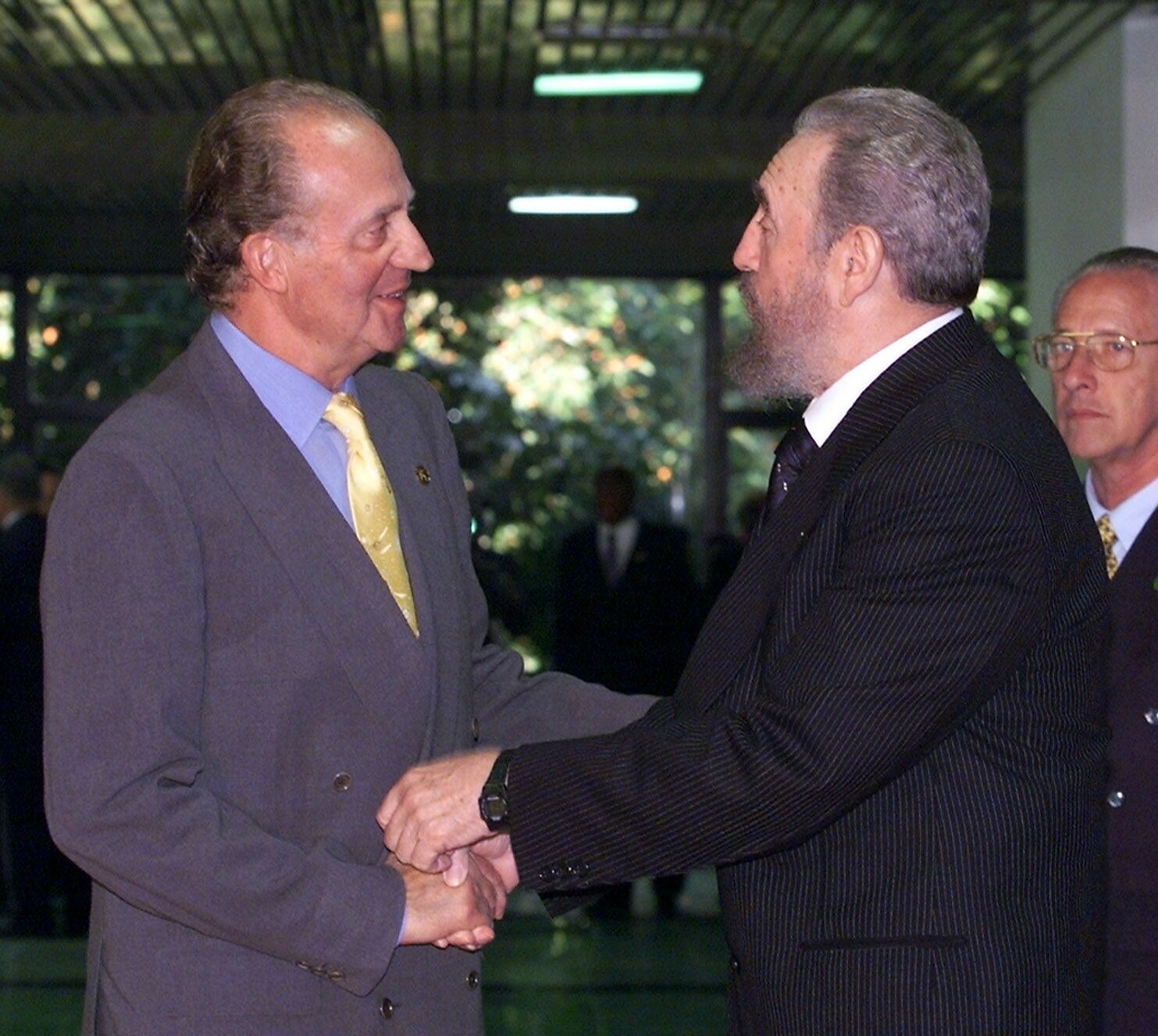 Tertulia: ¿Es correcto que acuda el Rey Juan Carlos al funeral del Fidel Castro? Tertulia: ¿Es correcto que acuda el Rey Juan Carlos al funeral del Fidel Castro?