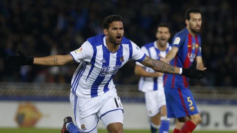 Willian Jos&eacute; Da Silva celebra el gol marcado ante el FC Barcelona