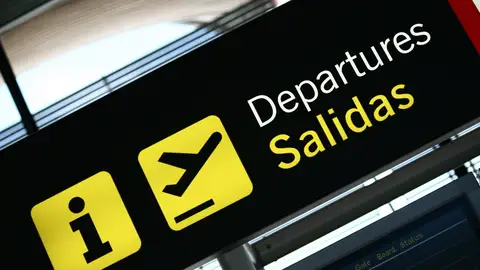 Terminal de salidas del aeropuerto Terminal de salidas del aeropuerto