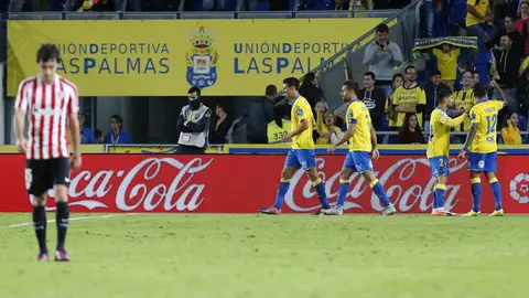 Los jugadores de Las Palmas celebran el gol de Boateng ante el Athletic Los jugadores de Las Palmas celebran el gol de Boateng ante el Athletic