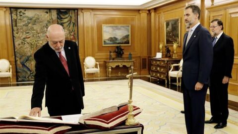 Jos&eacute; Manuel Maza promete su cargo ante el Rey y Mariano Rajoy