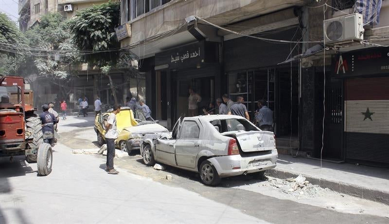 Unos 10.000 civiles han abandonado el este de Alepo, según una ONG Unos 10.000 civiles han abandonado el este de Alepo, según una ONG