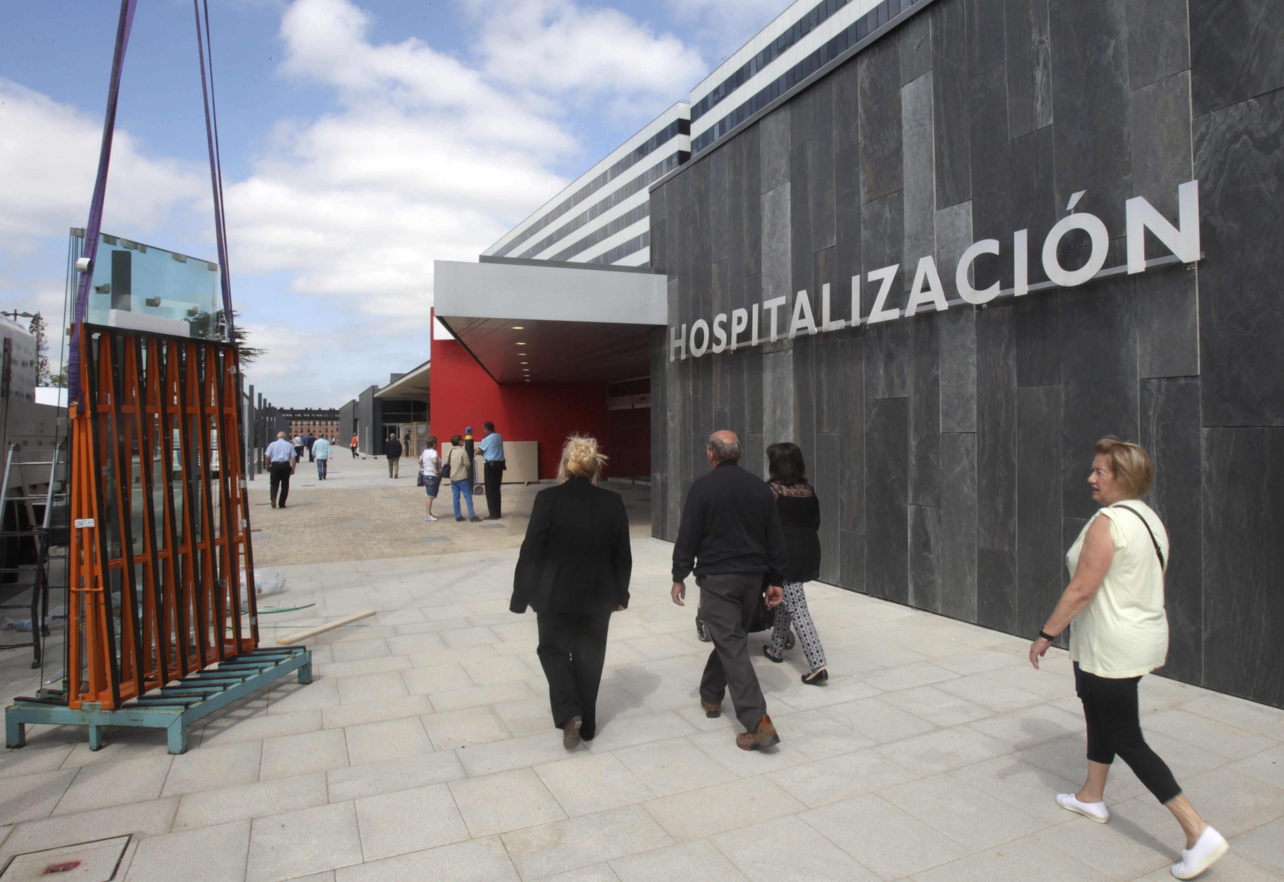 La Policía detiene a un hombre en Oviedo por darle un bofetón a su mujer La Policía detiene a un hombre en Oviedo por darle un bofetón a su mujer