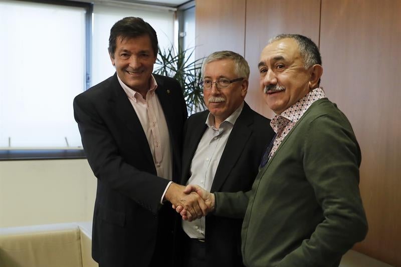 El PSOE apoyará a CCOO y UGT en las movilizaciones de diciembre El PSOE apoyará a CCOO y UGT en las movilizaciones de diciembre