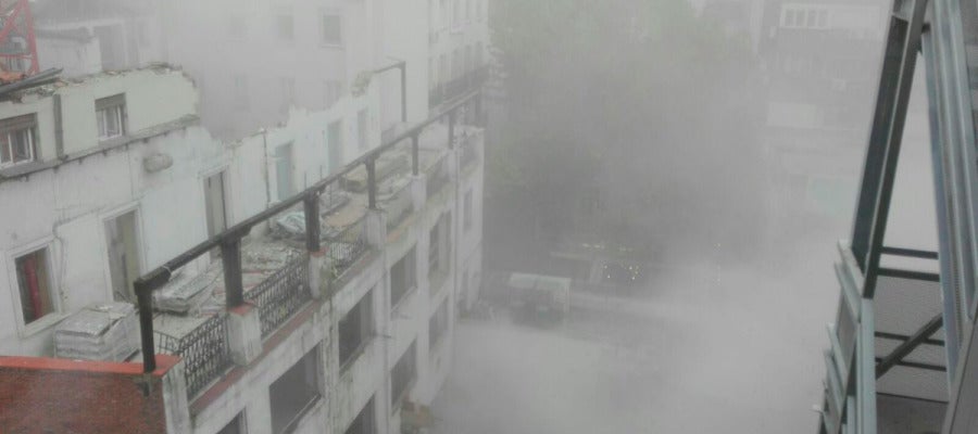 Derrumbe del tejado de edificio en obras de Calle Lagasca de Madrid Derrumbe del tejado de edificio en obras de Calle Lagasca de Madrid