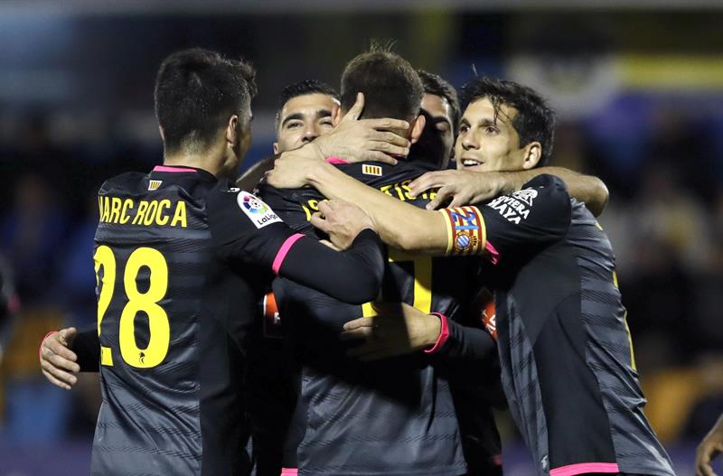 Reyes rescata al Espanyol ante el Alcorcón y la eliminatoria se resolverá en Cornellà-El Prat Reyes rescata al Espanyol ante el Alcorcón y la eliminatoria se resolverá en Cornellà-El Prat