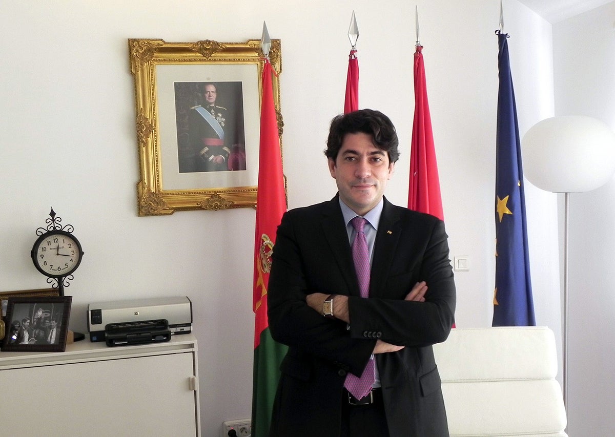 Mesa de redacción: El alcalde de Alcorcón ahora dice que es feminista Mesa de redacción: El alcalde de Alcorcón ahora dice que es feminista