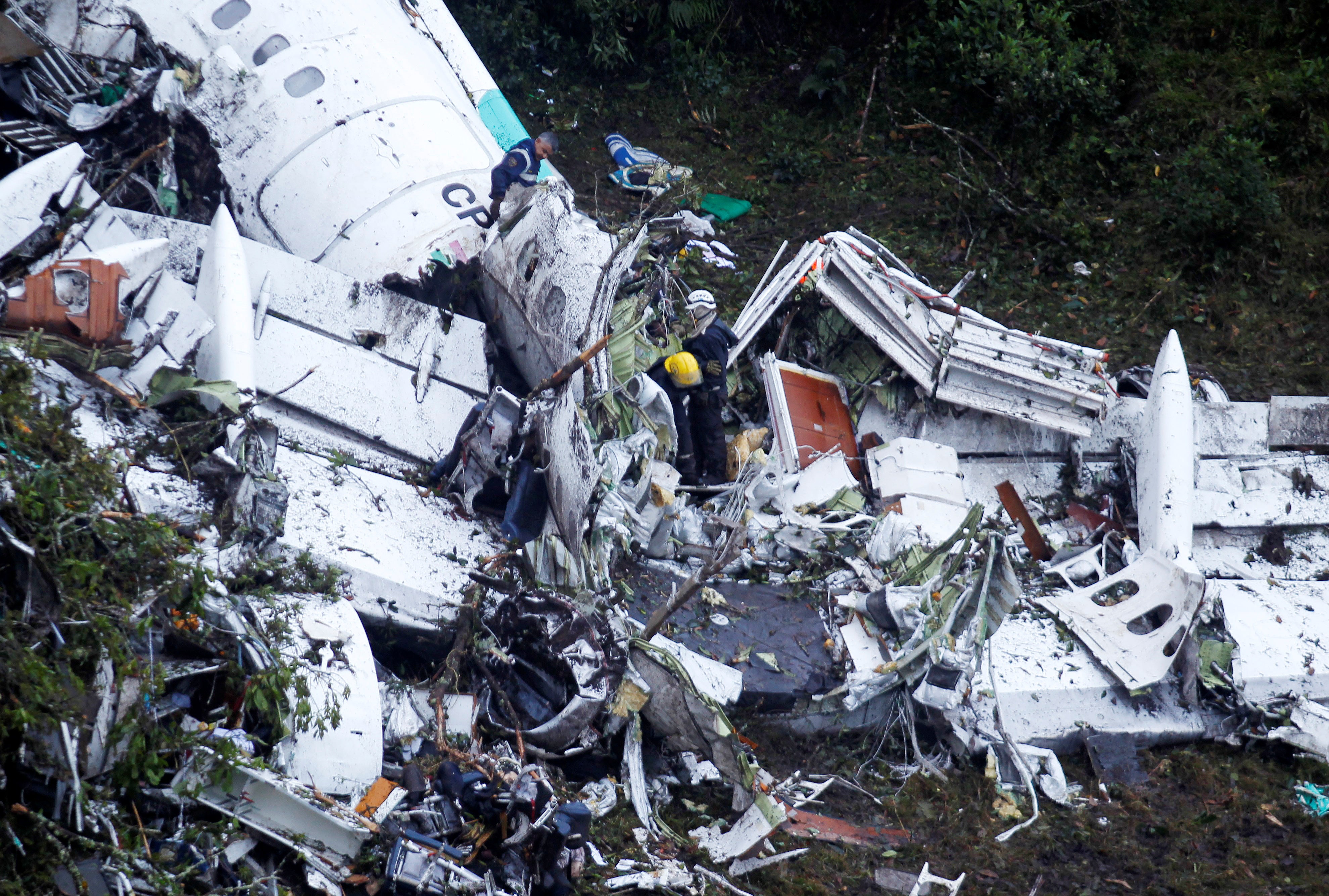Concluye la operación de rescate de los 71 fallecidos en el accidente de avión del Chapecoense Concluye la operación de rescate de los 71 fallecidos en el accidente de avión del Chapecoense