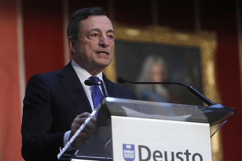 Draghi alerta de que el impulso reformista se debilita porque es impopular Draghi alerta de que el impulso reformista se debilita porque es impopular