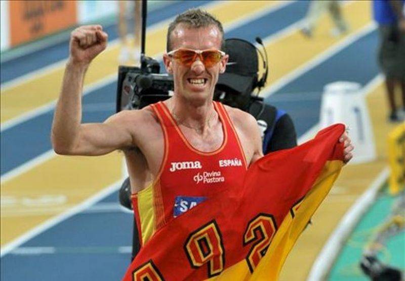 Los atletas Sergio Sánchez y Toni Abadía discuten sobre la convocatoria de deportistas que han sido sancionados por dopaje Los atletas Sergio Sánchez y Toni Abadía discuten sobre la convocatoria de deportistas que han sido sancionados por dopaje