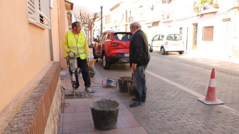 Inicio de los trabajos de pavimentaci&oacute;n.