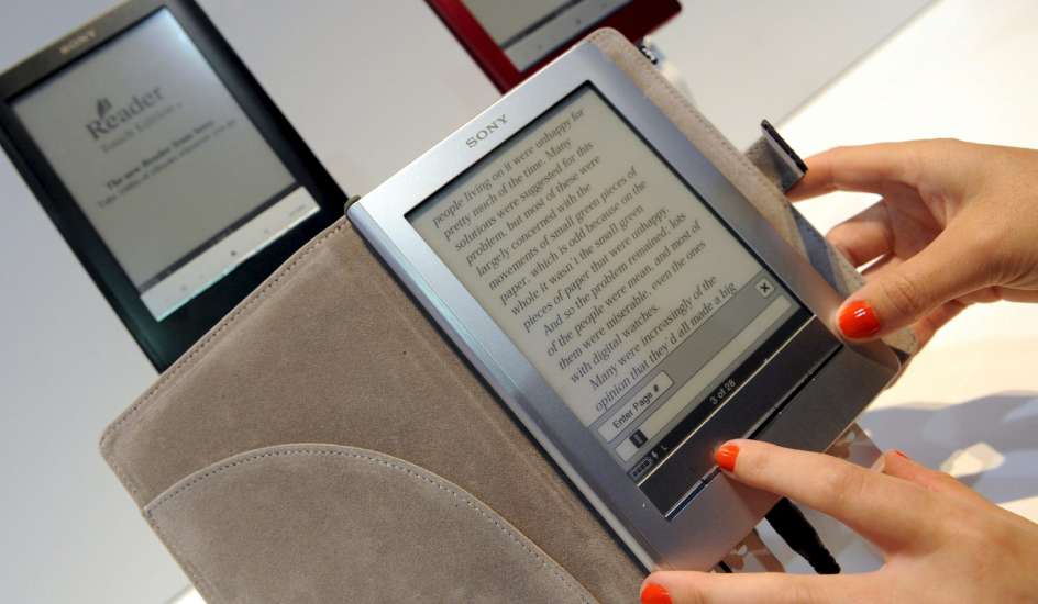 Los editores confían en que la bajada del IVA en publicaciones digitales reduzca la piratería Los editores confían en que la bajada del IVA en publicaciones digitales reduzca la piratería