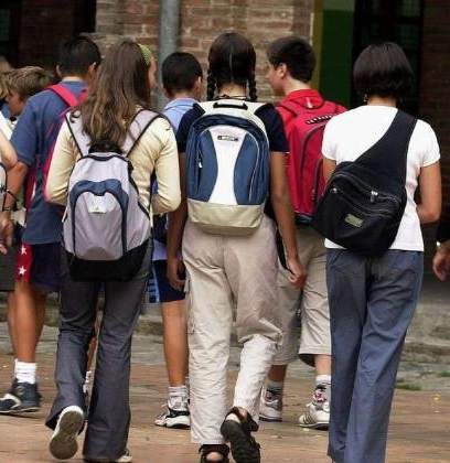 Cinco menores rompen el tímpano de una paliza a un niño en Valencia Cinco menores rompen el tímpano de una paliza a un niño en Valencia