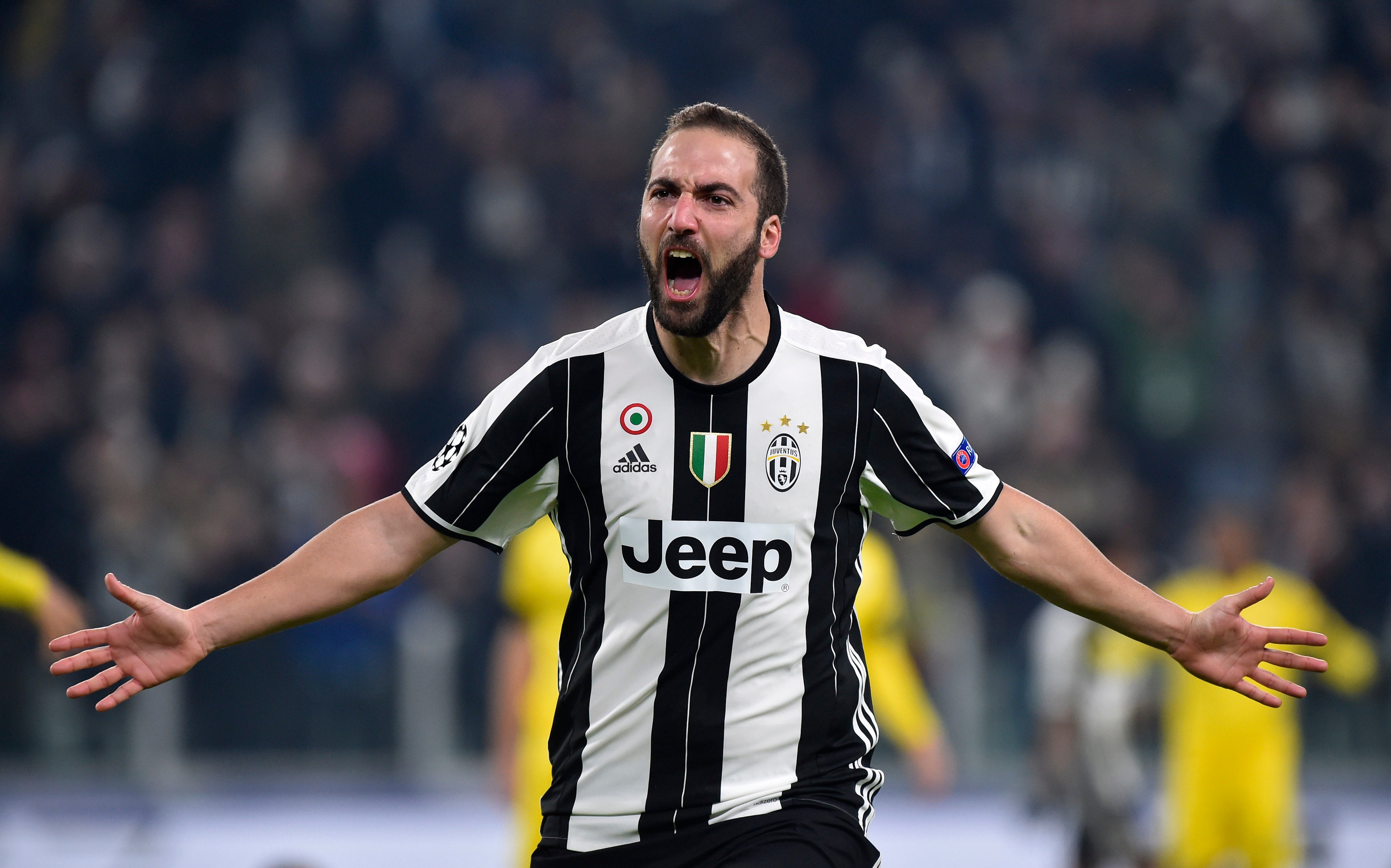Higuaín y Rugani certifican el primer puesto de la Juventus ante el Dinamo de Zagreb Higuaín y Rugani certifican el primer puesto de la Juventus ante el Dinamo de Zagreb
