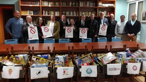 Ni un plato vacío Ni un plato vacío