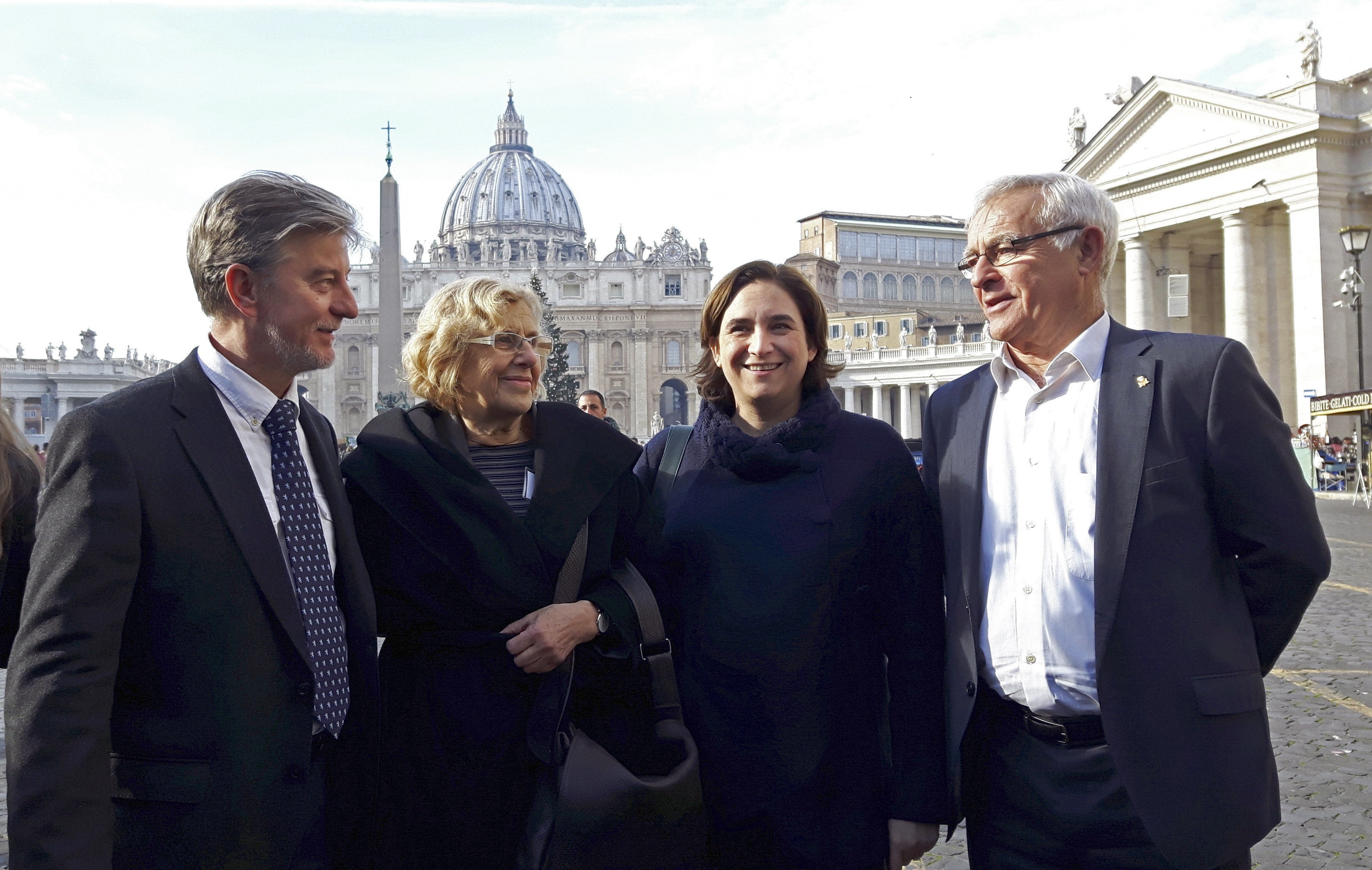 Los alcaldes europeos pactan en el Vaticano crear una red que fomente la acogida de refugiados Los alcaldes europeos pactan en el Vaticano crear una red que fomente la acogida de refugiados