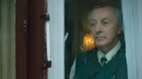 Anuncio de Navidad polaco Anuncio de Navidad polaco