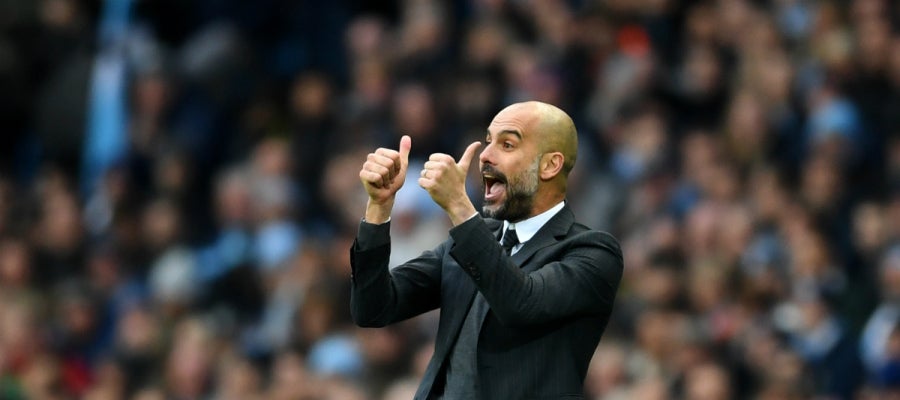 Guardiola, en la banda del Manchester City