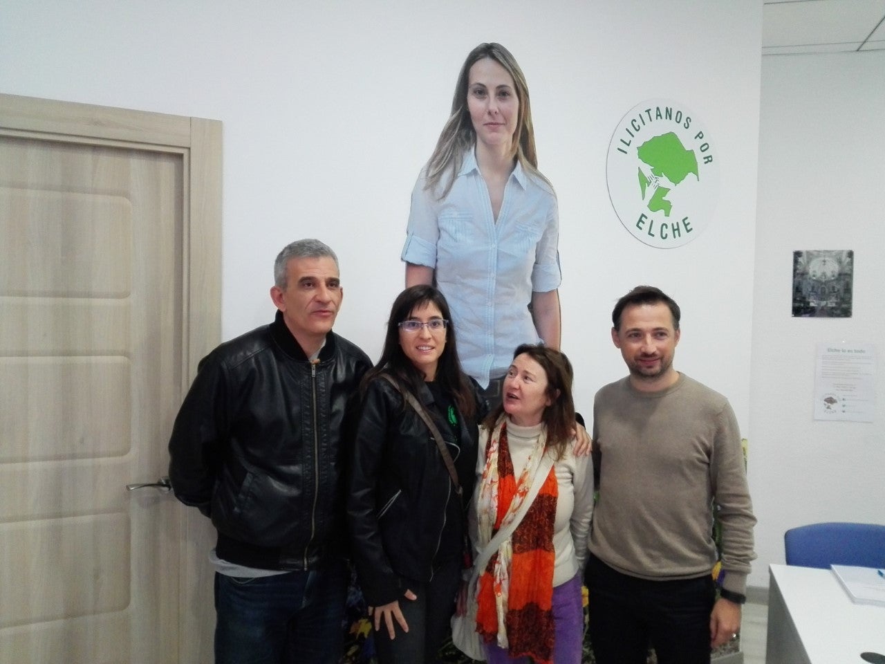 Ilicitanos por Elche pide que se cree en albergue municipal de animales antes de acabar la legislatura Ilicitanos por Elche pide que se cree en albergue municipal de animales antes de acabar la legislatura