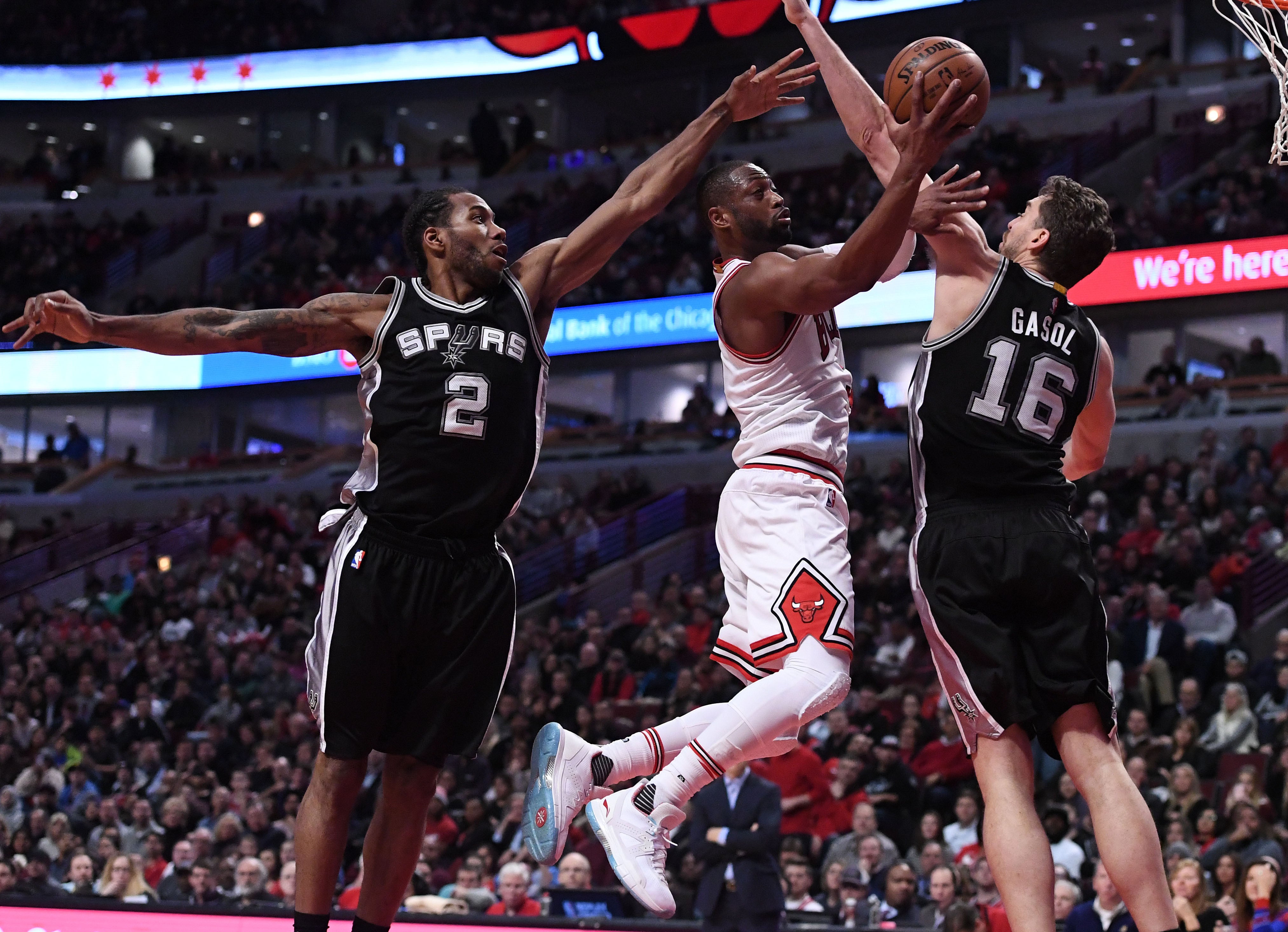 Los Bulls acaban con la racha fuera de casa de los Spurs en la vuelta de Pau Gasol a Chicago Los Bulls acaban con la racha fuera de casa de los Spurs en la vuelta de Pau Gasol a Chicago